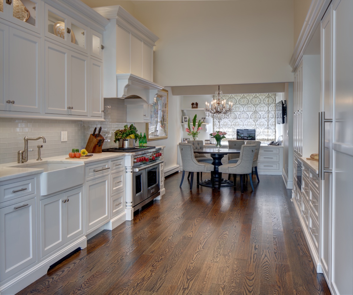 transitional kitchen