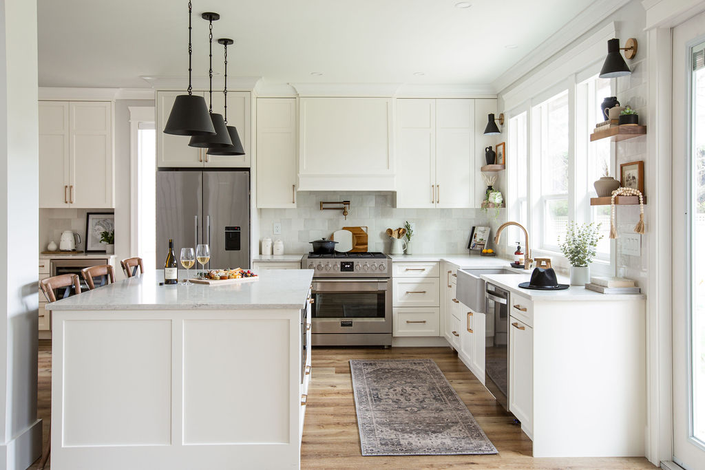 kitchens with white cabinets