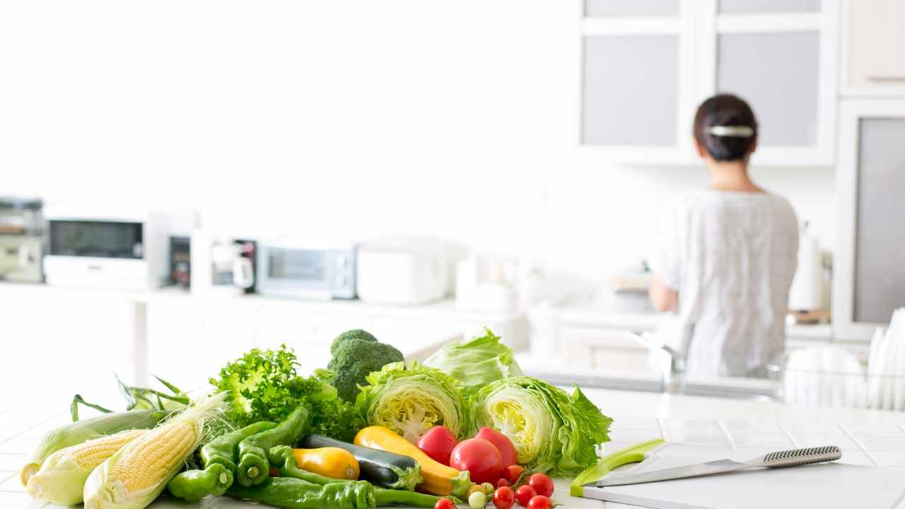 Green Kitchen Cabinets