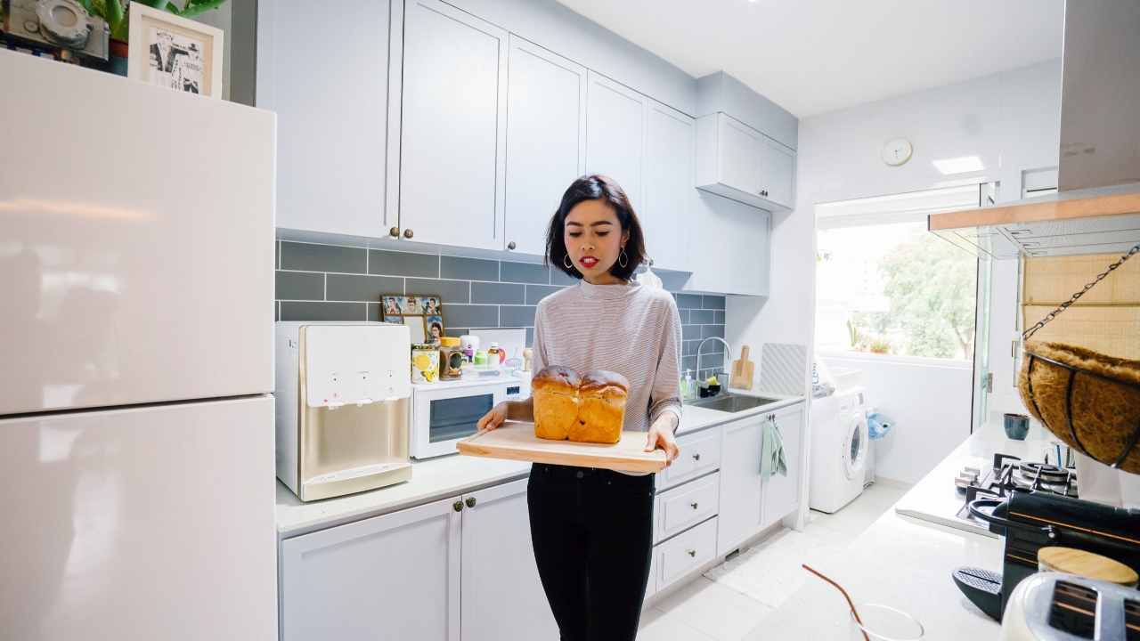 75 Laundry Room With Beige Cabinets And White Walls Design Ideas You'll Love ☆