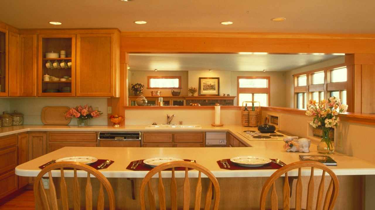 75 Laundry Room With Beige Cabinets And White Walls Design Ideas You'll Love ☆