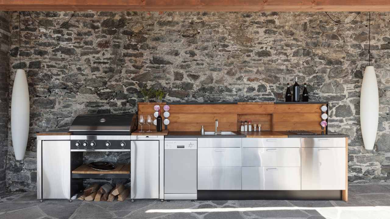 Craft a Sleek and Modern Kitchen With Clean Lines and Minimalist Aesthetics